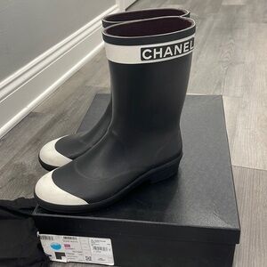 Chanel rain boots size 40